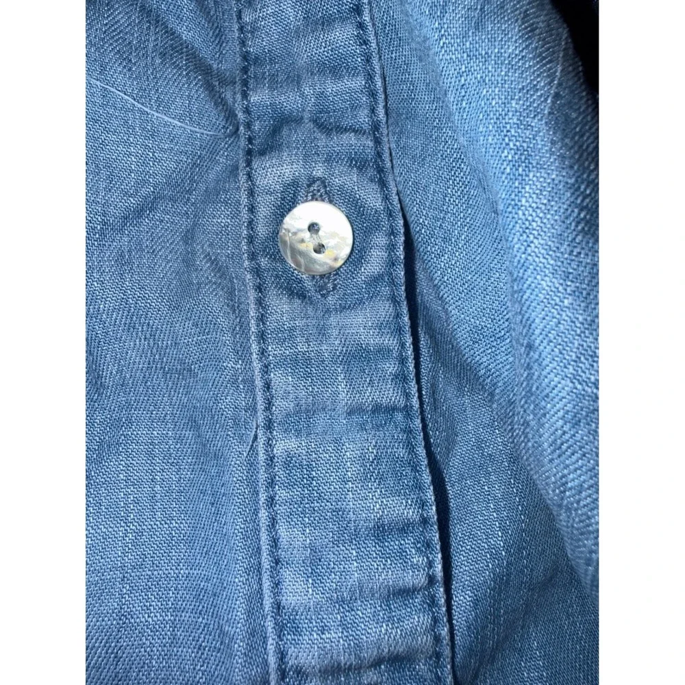 CHICOS Tonal Chambray Button Front Tunic LS Fashion Blue Sky Size 1/‎ Medium NEW